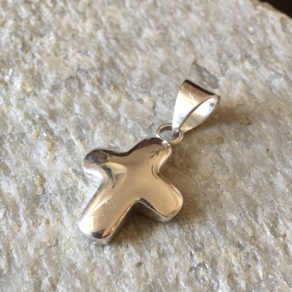 SILPADA Sterling Silver Puffy Cross Pendant